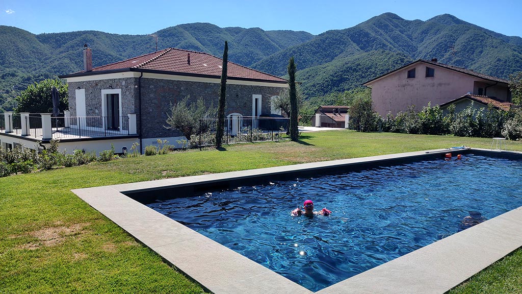 villa carrara grosser pool