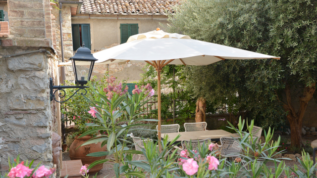 ferienhaus mir schoen angelegtem garten maremma