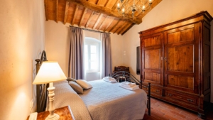 ferienhaus oliveta bei pisa alleinlage pool schlafzimmer grosser schrank