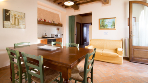 ferienwohnung margherita volterra wohnzimmer