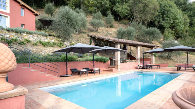 luxurioese villa mit pool lucca traumlage